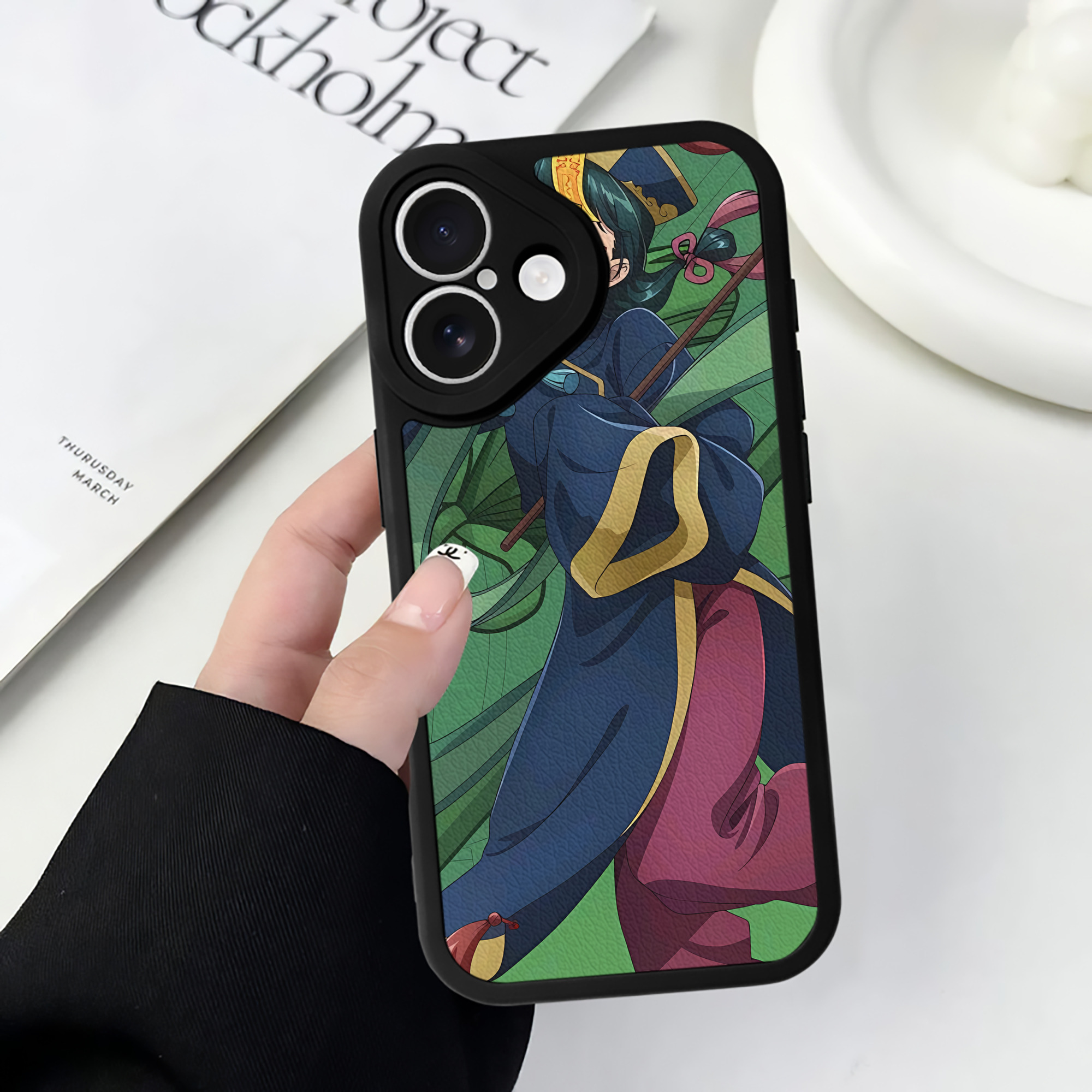 薬屋のひとりごと The Apothecary Diaries 【iPhone 16シリーズ対応】シリコンスマホケース（レザー調） 材質：シリコン